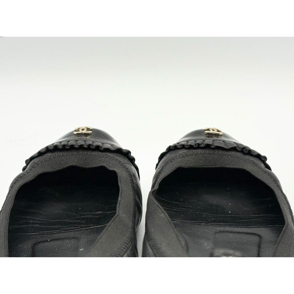Chanel Black Ballet Flats Patent Leather Cap Toe CC Logo Ruffle Accent EU 35.5 - Picture 8 of 13